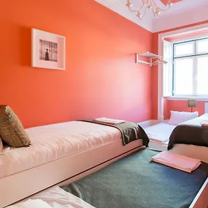 Rato By Hill Apartment Lisbon
