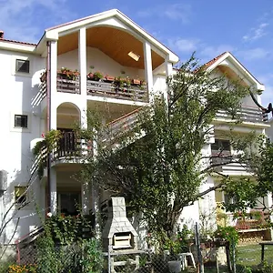apartments-oasis-nin.hotelinzadar.com/